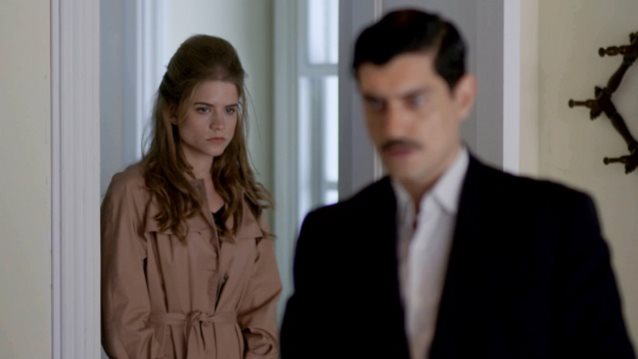 Άγριες Μέλισσες: Νέες εξελίξεις! Η αναπάντεχη συνάντηση του Κωνσταντή με τη Δρόσω &amp; η μεγάλη επιστροφή στο Διαφάνι για τις αδερφές Σταμίρη