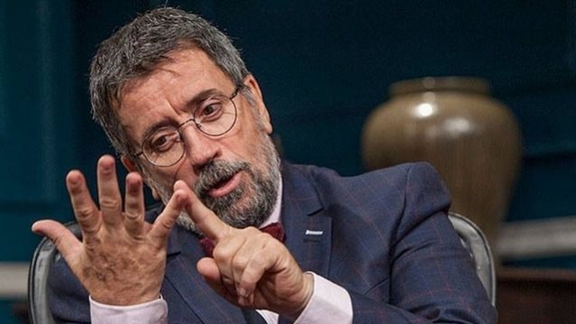 Ο Σπύρος Παπαδόπουλος σε μια αιχμηρή τοποθέτηση για το τέλος του &quot;Στην υγειά μας ρε παιδιά&quot;