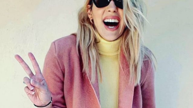 Ποιος θα βρεθεί στο &quot;Mega Star&quot; μαζί με τη Μαντώ Γαστεράτου;