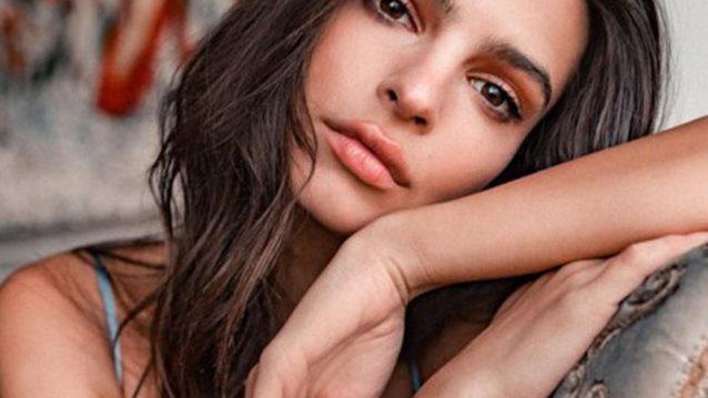 Emily Ratajkowski: Γυμνή στο Instagram!