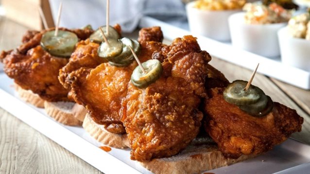 Δοκίμασε το και δεν θα χάσεις: Η πιο τίμια συνταγή για συγκλονιστικό καυτερό κοτόπουλο