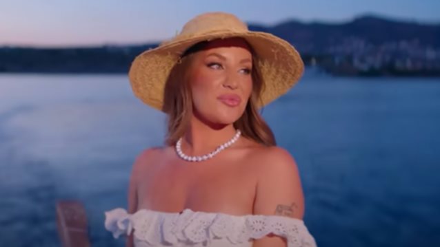 Η Ανδρομάχη έκανε πρεμιέρα με τον Θοδωρή Φέρρη αναπαριστώντας σκηνή από το &quot;Παρά Πέντε&quot;