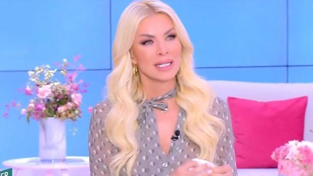 Η Κατερίνα Καινούργιου συγκινήθηκε στη &quot;Super Κατερίνα&quot;: &quot;Τώρα θα κλαίει και ο μπαμπάς μου απ’ το σπίτι. Μπαμπά, sorry&quot;