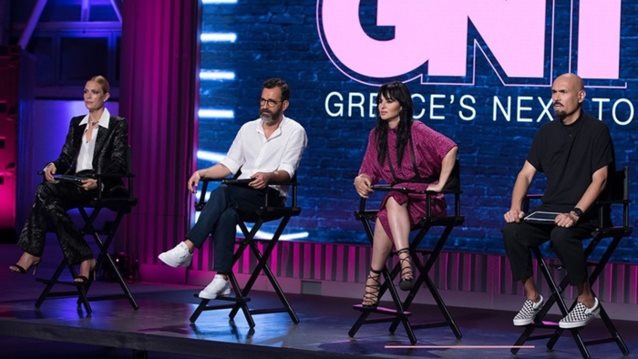 Από το GNTM στη νέα καμπάνια αρώματος του οίκου Givenchy