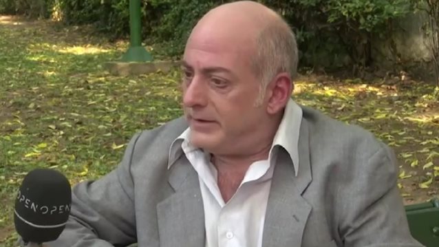 Γιώργος Λαμπάτος για Πέτρο Φιλιππίδη: &quot;Είχε επιτεθεί σεξουαλικά στην τότε σύντροφό μου - Είναι ένα ξεφτυλισμένο άτομο&quot;