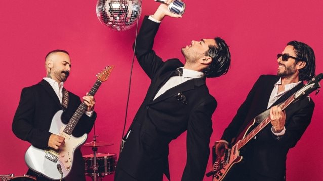 Κατακτούν όλες τις πρωτιές οι ΜΕΛΙSSES με τη &quot;Μοναχική Καρδιά&quot;