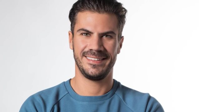 Άκης Πετρετζίκης: Αυτό είναι το εστιατόριο στο Γουεστμίνστερ όπου μαγείρευε για τη βασίλισσα της Αγγλίας!