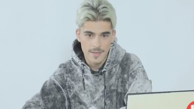 FY: Απαντάει σε όλα τα hate μηνύματα!