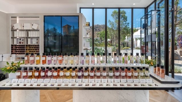 "Maison Christian Dior": Το πρώτο pop up store άνοιξε στη Μύκονο
