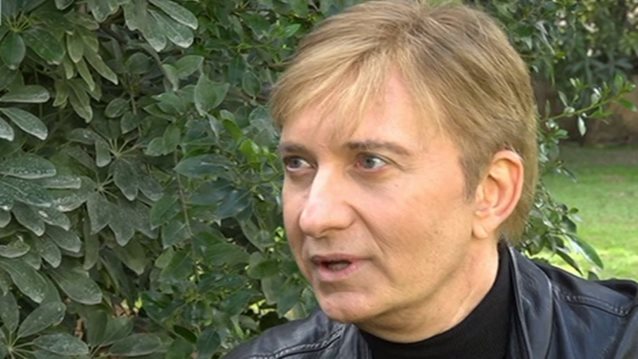 Μάκης Δελαπόρτας: &quot;Δεν μπορεί ένας 60χρονος να γδύνεται μπροστά σε μια 19χρονη και να μην ντρέπεται&quot;