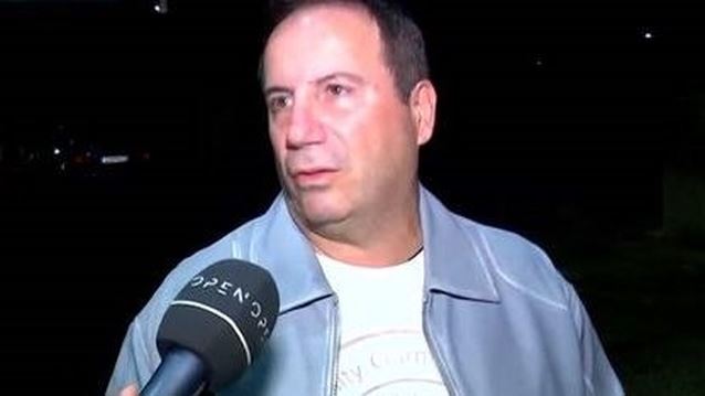 Ο Βασίλης Γκουρούσης κατηγορεί την Τέτα Καμπουρέλη για το ψευδές δημοσίευμα: "Εκείνη κρύβεται πίσω από αυτό"