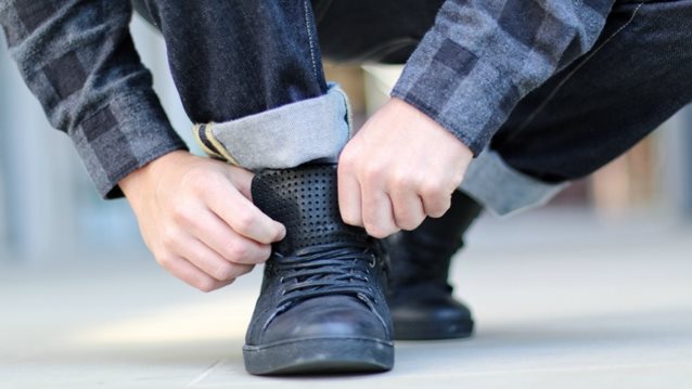 Tα sneakers που δεν «ξέφτισαν» στο πέρασμα του χρόνου
: Ποια από αυτά τα ζευγάρια έχουν λιώσει οι σόλες σου;
