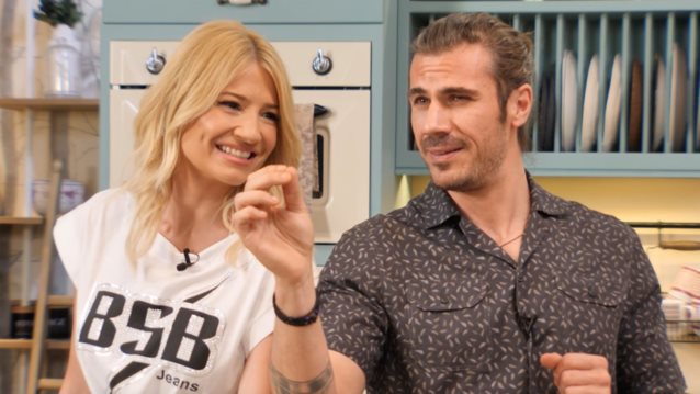 Η BSB κι ο Άκης Πετρετζίκης στη νέα ανατρεπτική εκπομπή "Style Your Food with Akis Petretzikis &amp; BSB"