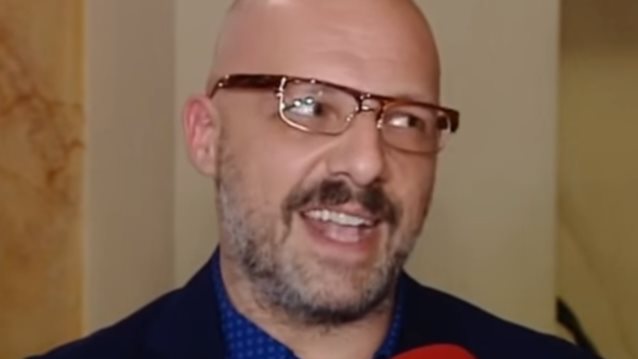 Νίκος Μουτσινάς: To αστείο λάθος μπροστά στις κάμερες: Video