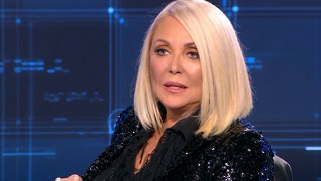 Ρούλα Κορομηλά: Η σκληρή κριτική στον Λιάγκα, η άποψή της για Βανδή, Μουτσινά, Καινούργιου &amp; ο παρουσιαστής που ξεχωρίζει