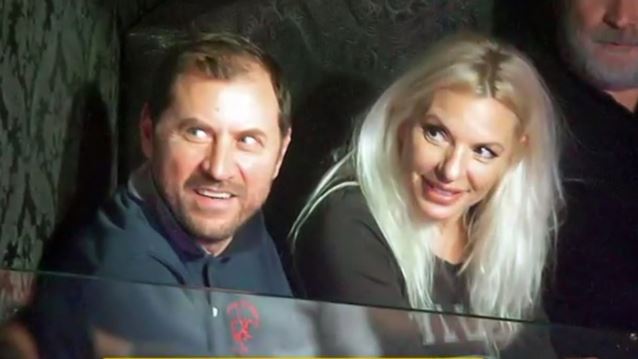 Σπάνια βραδινή έξοδο για την Αννίτα Πάνια και τον Νίκο Σαμοΐλη