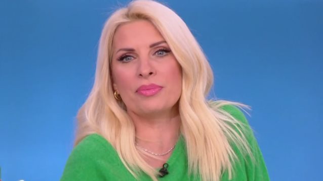 Ελένη Μενεγάκη: &quot;Όπου διαβάζετε η &quot;δίαιτα της Ελένης&quot; μην πιστεύετε τίποτα. Κλείστε το, φύγετε!&quot;