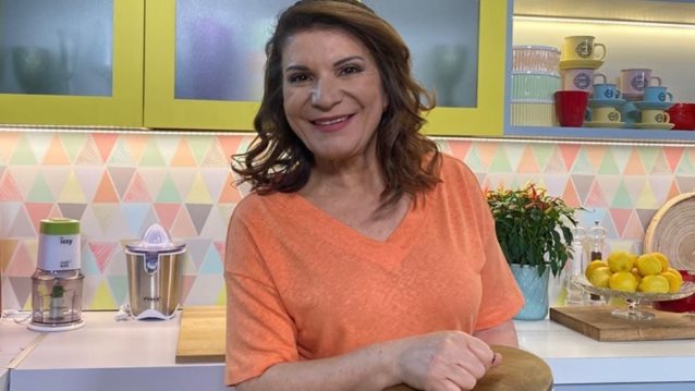 Η Αργυρώ Μπαρμπαρίγου αποκάλυψε σε ποιον διάσημο παρουσιαστή στέλνει delivery!