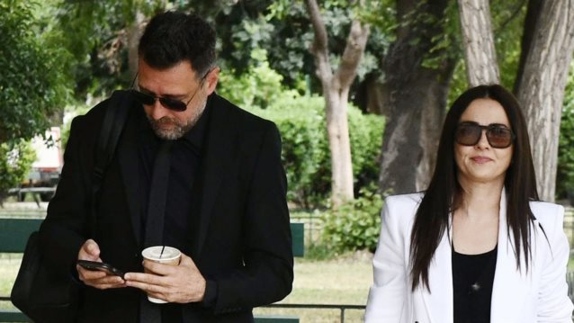 Μάνος Παπαγιάννης: Σήμερα η δίκη για την υπόθεση με τη Σοφία Παυλίδου - Στο πλευρό του η Αγγελική Δαλιάννη