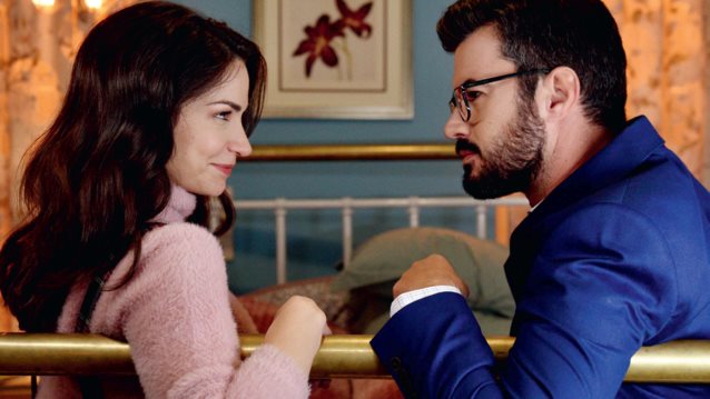 Μάθε τα πάντα για τη νέα σειρά της ΕΡΤ με τον Γιάννη Τσιμιτσέλη &amp; την Κατερίνα Γερονικολού