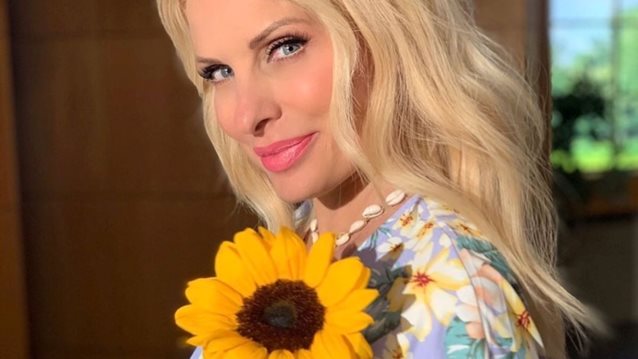 Ελένη Μενεγάκη: Τέλος η Λασκαράκη! Αυτή θα είναι η αντικαταστάτρια της