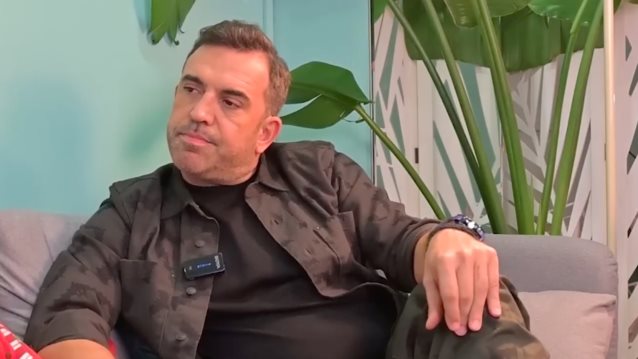 Στέφανος Κωνσταντινίδης: "Η εποχή του Μικρούτσικου πέρασε.  Ο Αντρίκος νομίζει ότι τον κόβεις στο πρώτο δευτερόλεπτο"