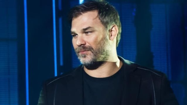 Η αντίδραση του Γιώργου Σαμπάνη στην ερώτηση για την πρόταση γάμου πάνω στη σκηνή