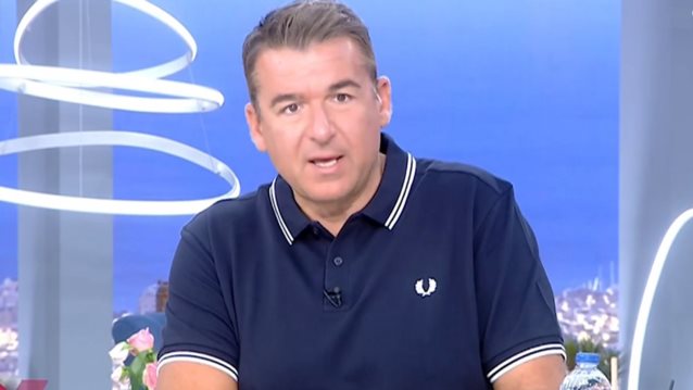 Ο Γιώργος Λιάγκας ξεκαθαρίζει τις δηλώσεις του για τον Πέτρο Φιλιππίδη: &quot;Βλέπουν και μέλη της οικογένειάς του την εκπομπή&quot;