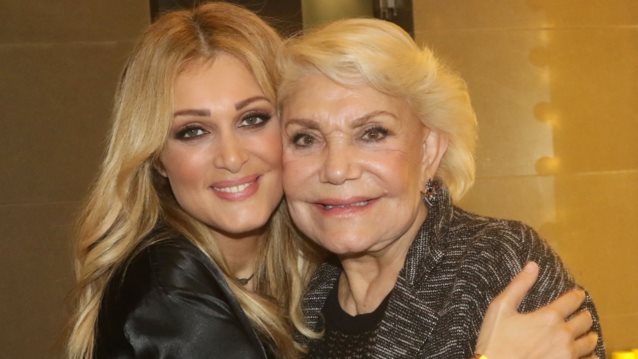 &quot;Τραγουδούσα στα μπουζούκια με τη Νατάσα Θεοδωρίδου και τη Μαρινέλλα - Ασφυκτιούσα&quot;