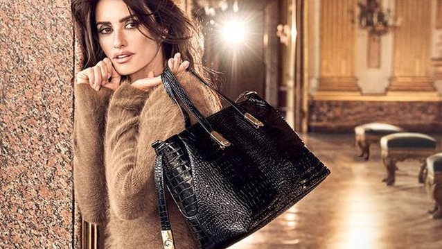 Carpisa: Η Χριστουγεννιάτικη σεζόν ξεκινά με μία υπέροχη καμπάνια