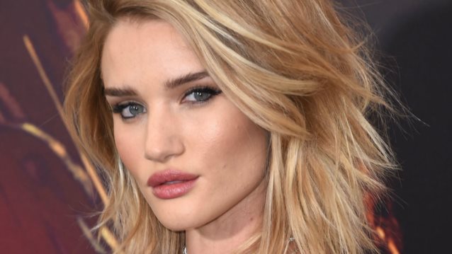 Πώς θα κάνεις τα χείλη σου να μοιάζουν μεγαλύτερα: Μυστικά μόνο με φυσικό τρόπο!
