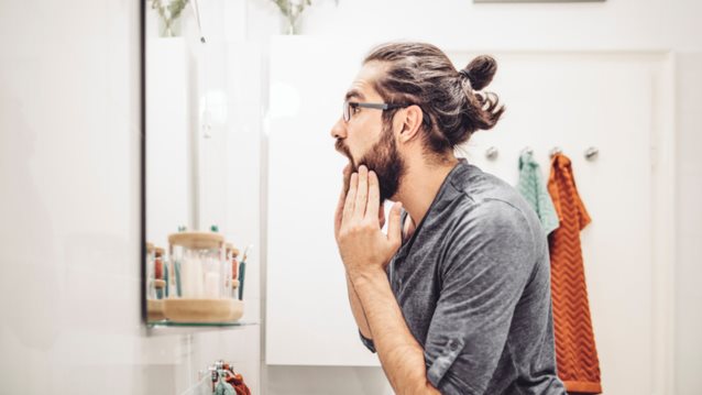 Καθαρισμός προσώπου: Tips για να καθαρίζεις το πρόσωπό σου ανάλογα με τον τύπο του