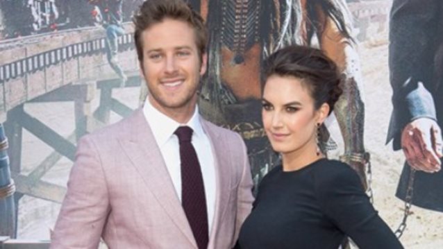 Elizabeth Chambers | Πώς αντέδρασε η πρώην σύζυγος του Armie Hammer στο νέο ντοκιμαντέρ για τη ζωή του