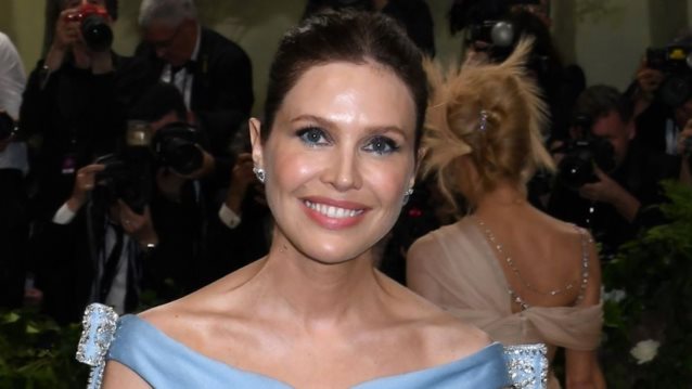 H Dasha Zhukova φωτογραφίζει τα δύο της παιδιά με τον Σταύρο Νιάρχο για πρώτη φορά μαζί