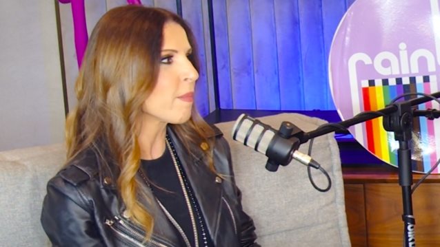 Συγκλονίζει η Ευρυδίκη: &quot;Ακούγαμε τις σειρήνες και τρέχαμε αμέσως να κρυφτούμε κάτω από κρεβάτια και τραπέζια&quot;