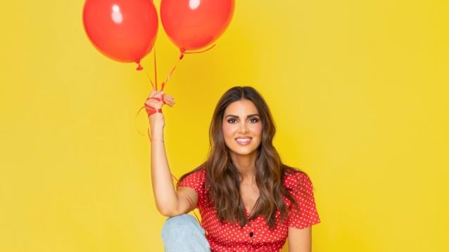 Σταματίνα Τσιμτσιλή

: Αυτό είναι το πρόσωπο στη θέση του Παπανώτα στο Happy Day!