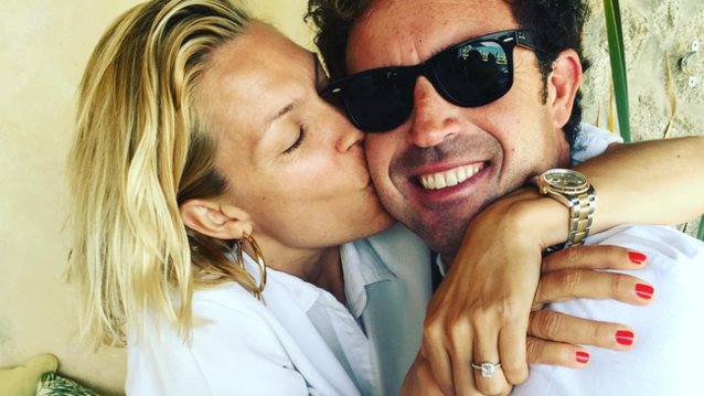 Βίκυ Καγιά 
: Full in love | Οι φωτογραφίες με τον Ηλία Κρασσά με αφορμή τα γενέθλιά του