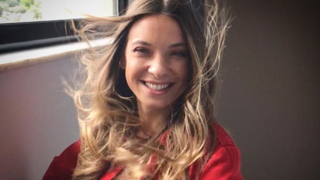 Νίκη Λεμονή: Η απάντηση στη Χρηστίδου: Η «κακόγουστη φάρσα» &amp; το photoshop