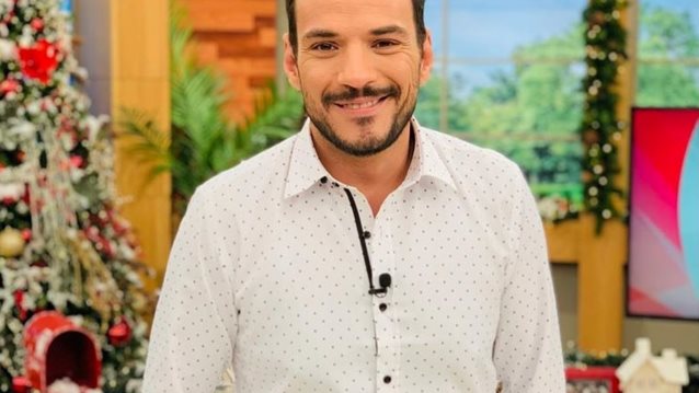 Κώστας Τσουρός: Το στενό μαρκάρισμα στη Μενεγάκη, η υπόσχεση &amp; η δήλωση για την προσωπική του ζωή