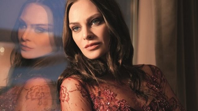 Υβόννη Μπόσνιακ: Η εξομολόγηση για την επιλόχειο κατάθλιψη &amp; ο ρόλος του Ρέμου