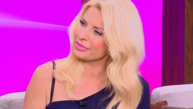 Η Ελένη Μενεγάκη αποκάλυψε πότε ρίχνει αυλαία φέτος