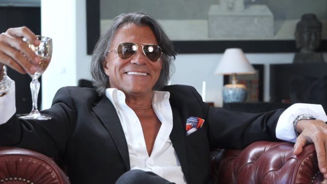 &quot;Προσέγγισα τον Ηλία Ψινάκη όταν βρισκόμουν σε αδιέξοδο&quot;