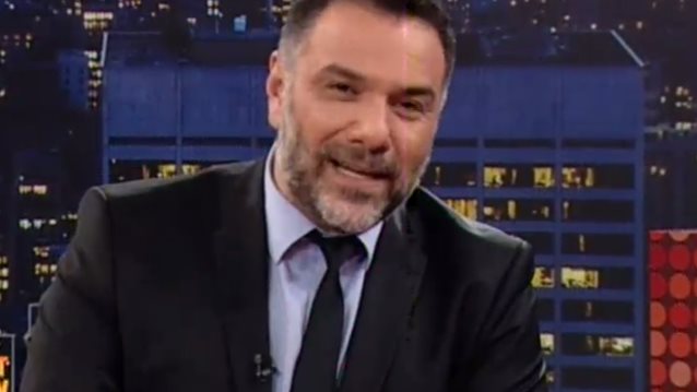 Γρηγόρης Αρναούτογλου: Μοιράζεται την εμπειρία της γνωριμίας του με τον Hugh Hefner: Φωτογραφία