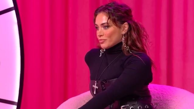 Κόνι Μεταξά: Βλέπω κριτική και λέω γελώντας: "Γελοίοι. Θα μιλήσετε εσείς για εμένα;"