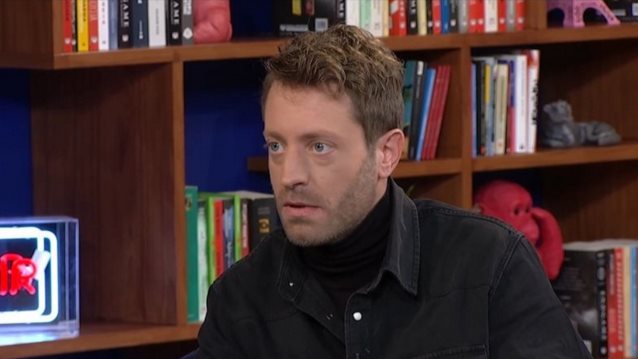 Μιχάλης Συριόπουλος: &quot;Μπόρεσα να αποδεχθώ τον εαυτό μου και να μην παίζω θέατρο στη ζωή μου&quot;