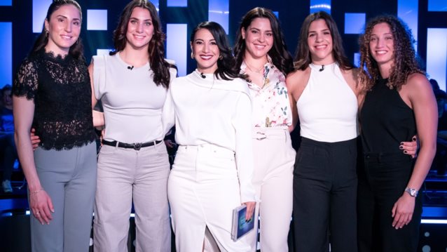 Switch | Η Εθνική Ομάδα Πόλο γυναικών στο πλευρό της Ευγενίας Σαμαρά