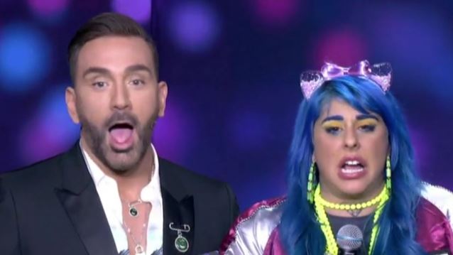 J2US | Ο απίθανος λόγος που η Super Kική ένιωθε αμηχανία - Η απίστευτη ατάκα