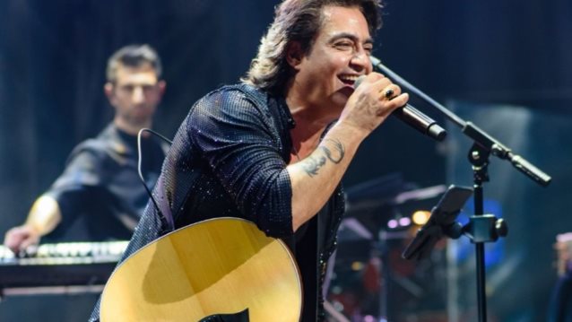 Διονύσης Σχοινάς και Ήβη Αδάμου στο BOX Athens απογειώνουν τις νύχτες μας!