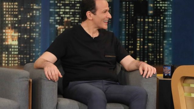 Γιώργος Ηλιόπουλος: «Η πρόταση για τις Άγριες Μέλισσες ήρθε μόλις με είχε δαγκώσει ένα σκυλί»