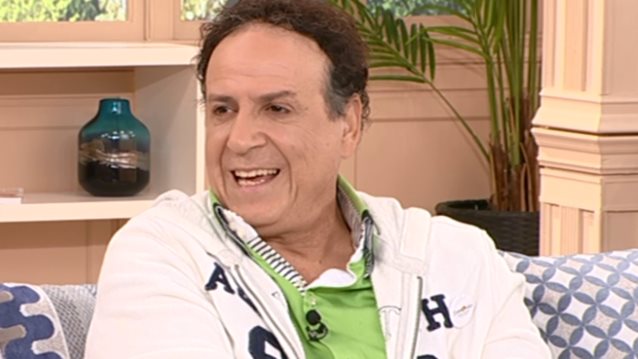 Χάρης Ρώμας: «Ακόμη και η Ρένια Λουιζίδου να μην ήταν, το “Καφέ της Χαράς” θα γίνει»